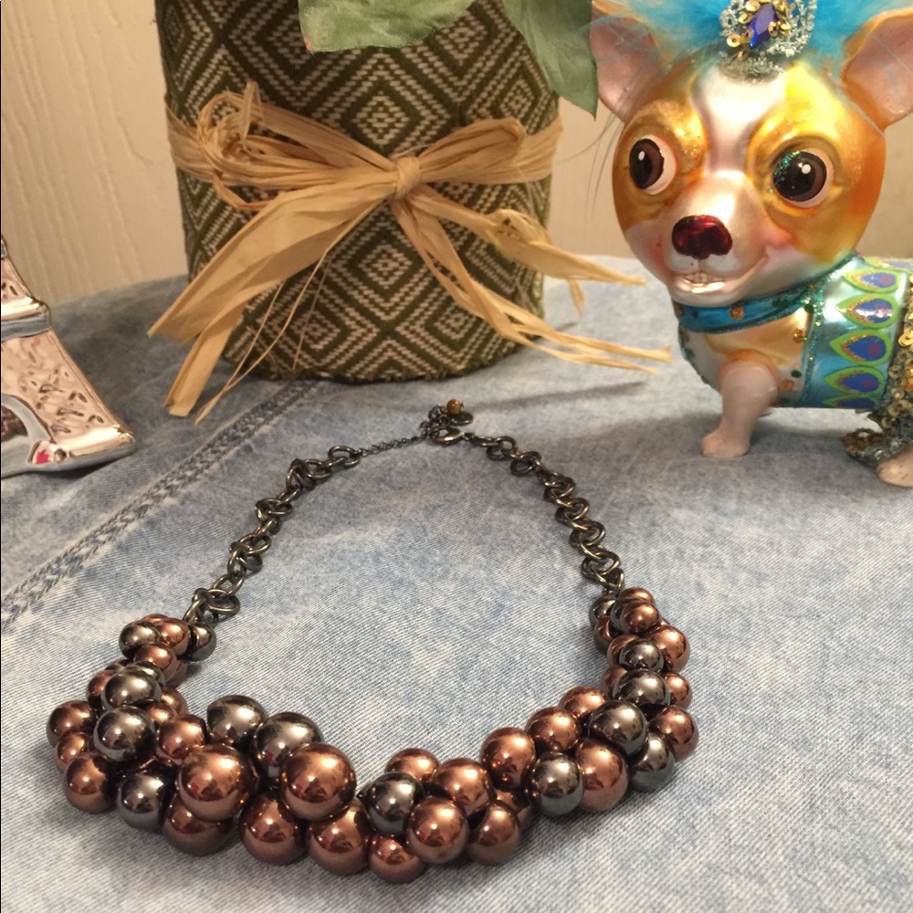 ⭐️⭐️Liz Claiborne Beaded Necklace ⭐️⭐️⭐️